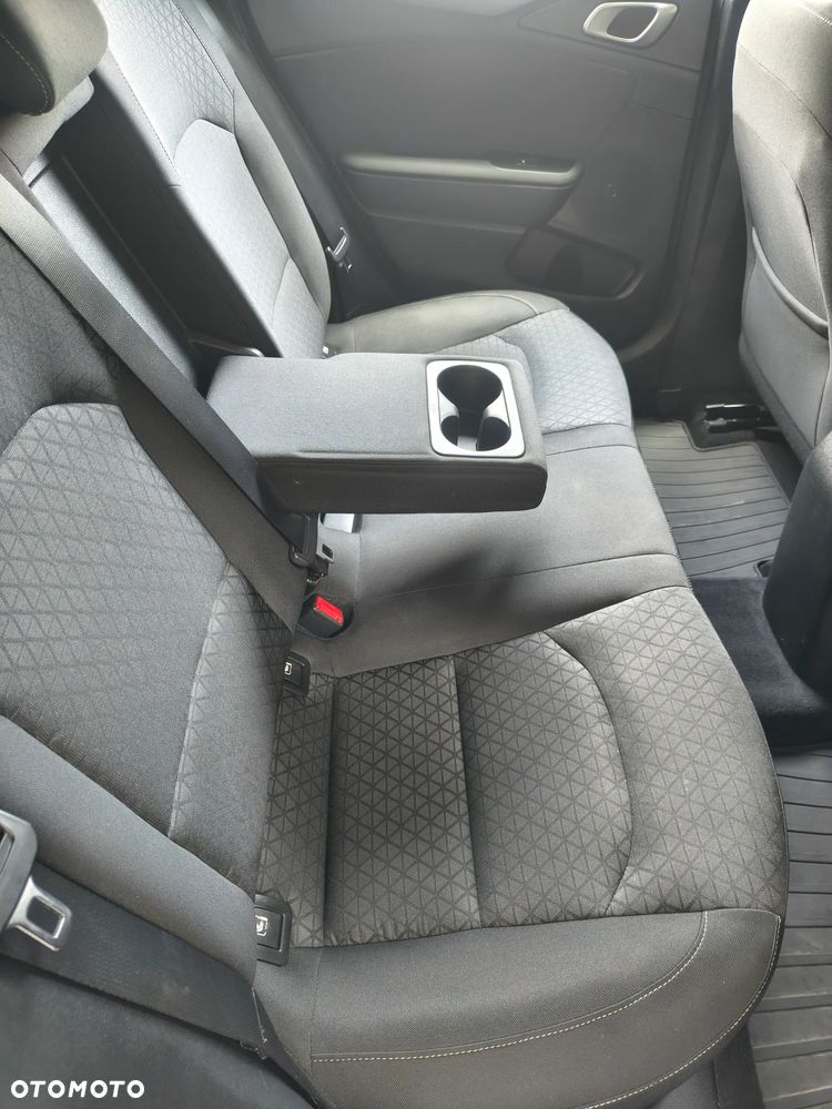 Kia Ceed 1.4 L Business Line - 10