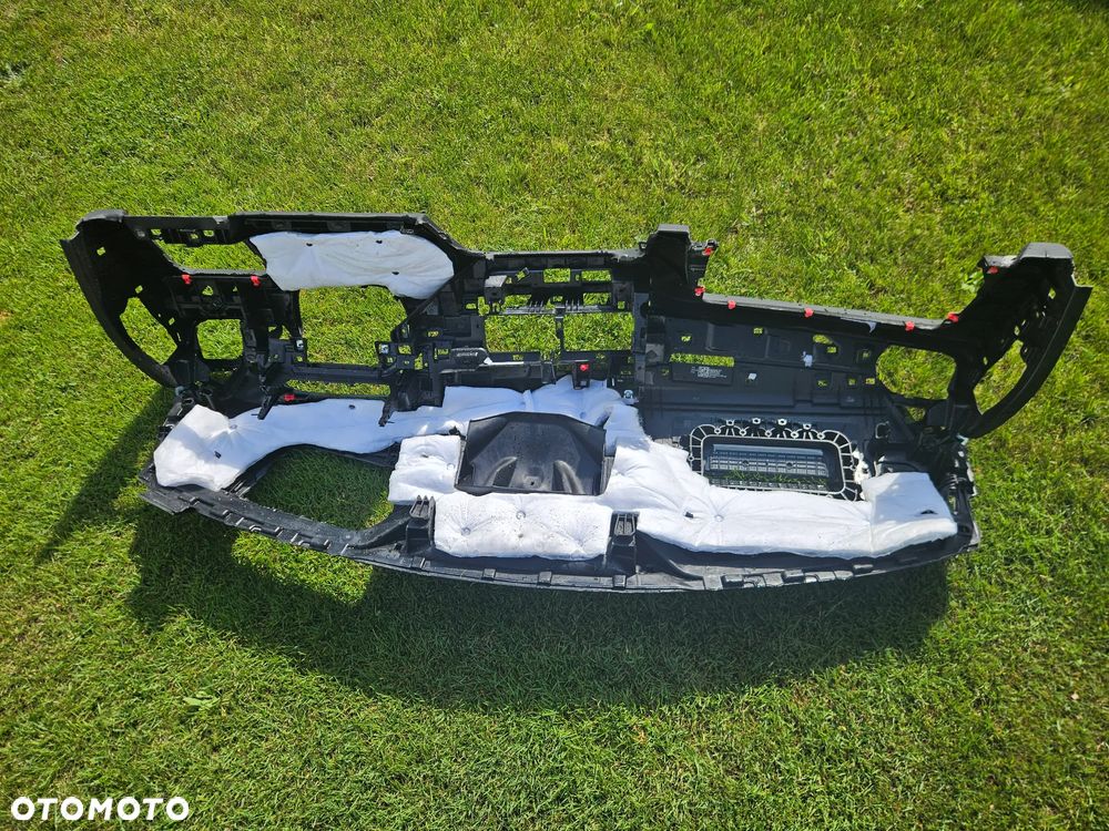 BMW X6 G05 G06 G07 DESKA ROZDZIELCZA - 4
