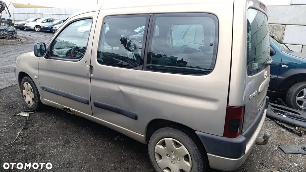 36309 Citroen Berlingo I lift model od 03-10 silnik 2.0 HDi 90 km skrzynia 20DM50 lakier KDDC - 6