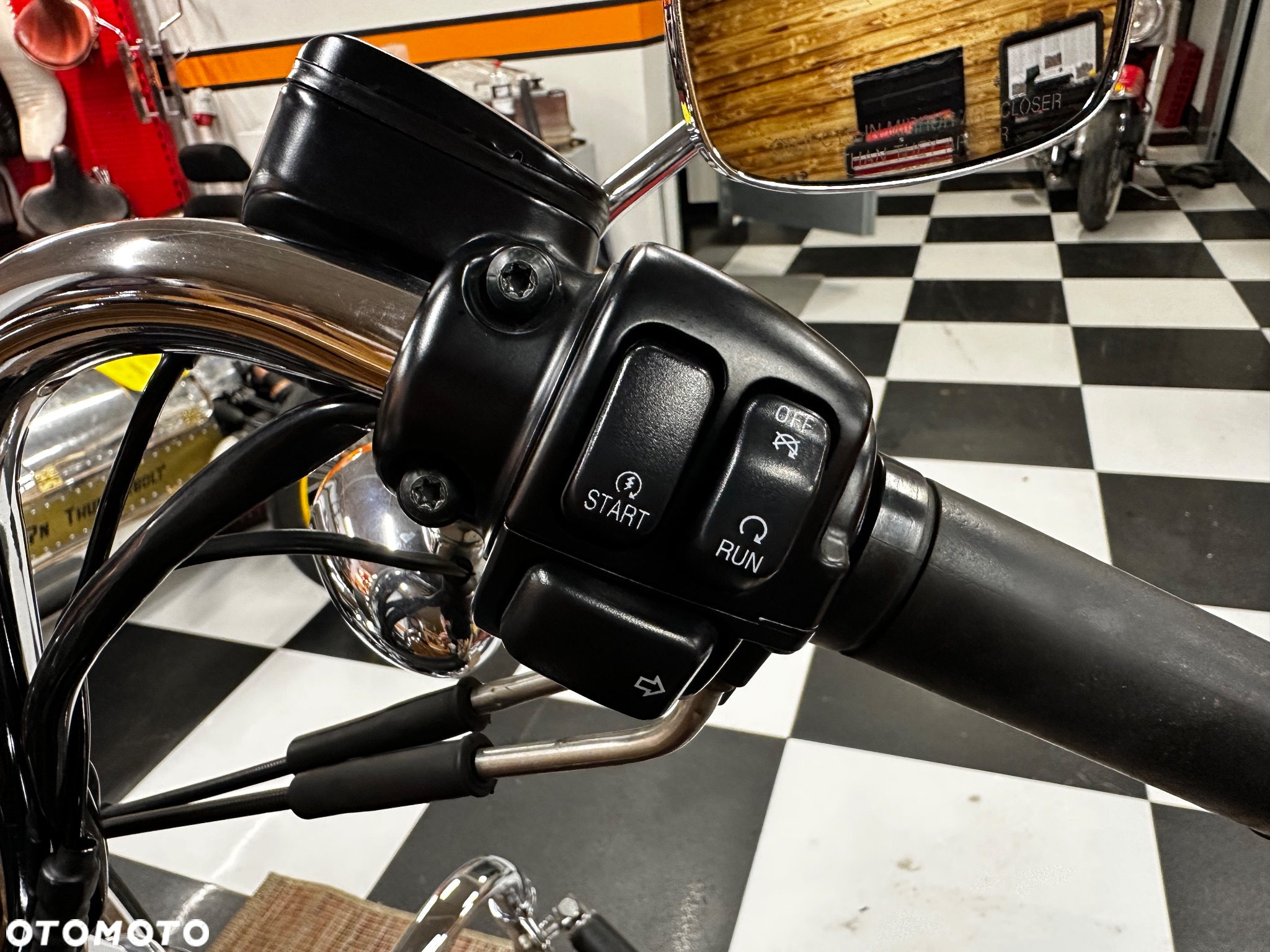 Harley-Davidson Sportster - 10