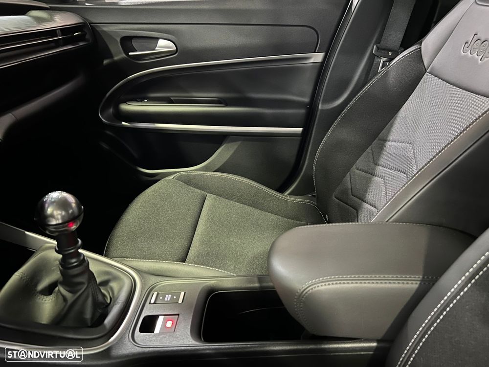 Jeep Avenger 1.2 GSE T3 Altitude - 11