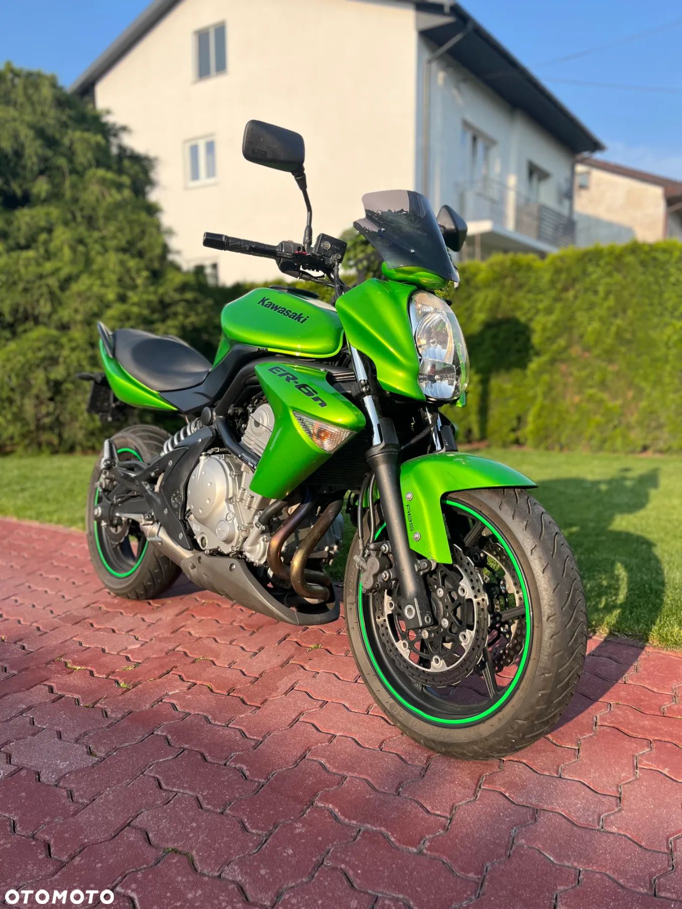 Kawasaki ER - 1