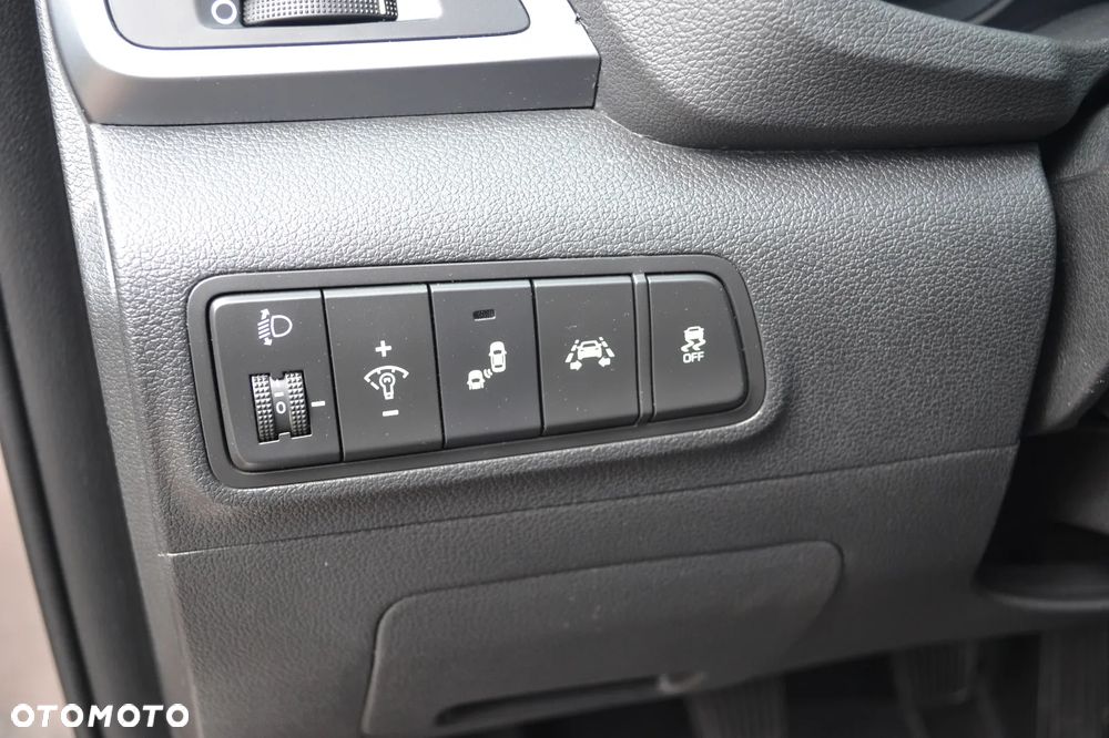 Hyundai Tucson blue 1.7 CRDi 2WD Advantage - 36