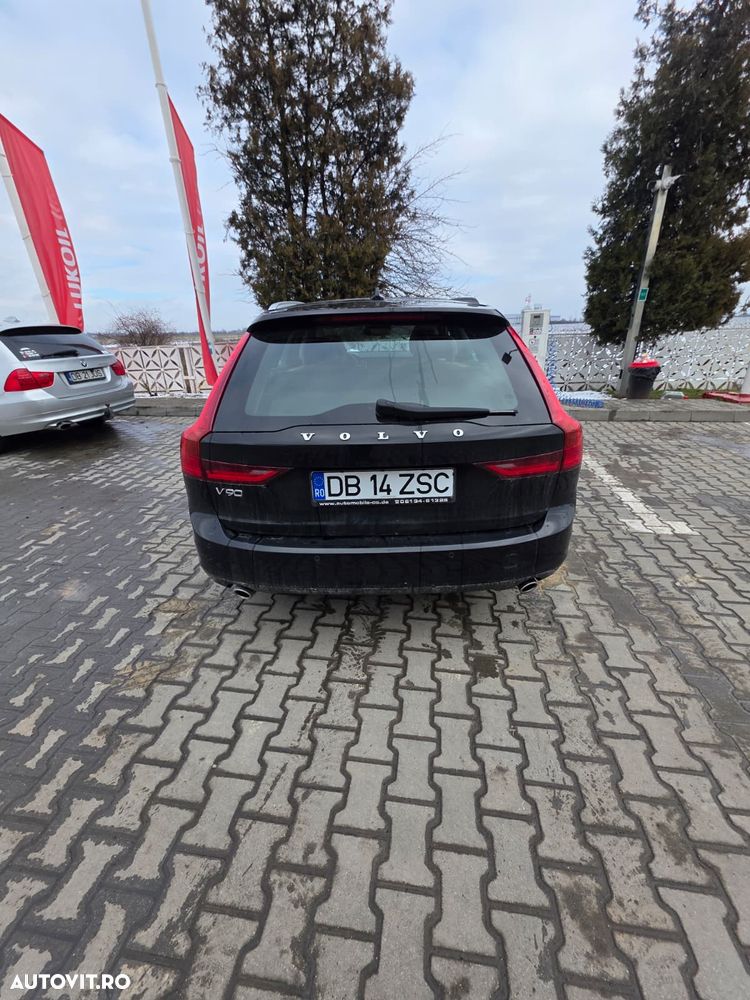 Volvo V90 D4 AWD Geartronic Momentum Pro - 12