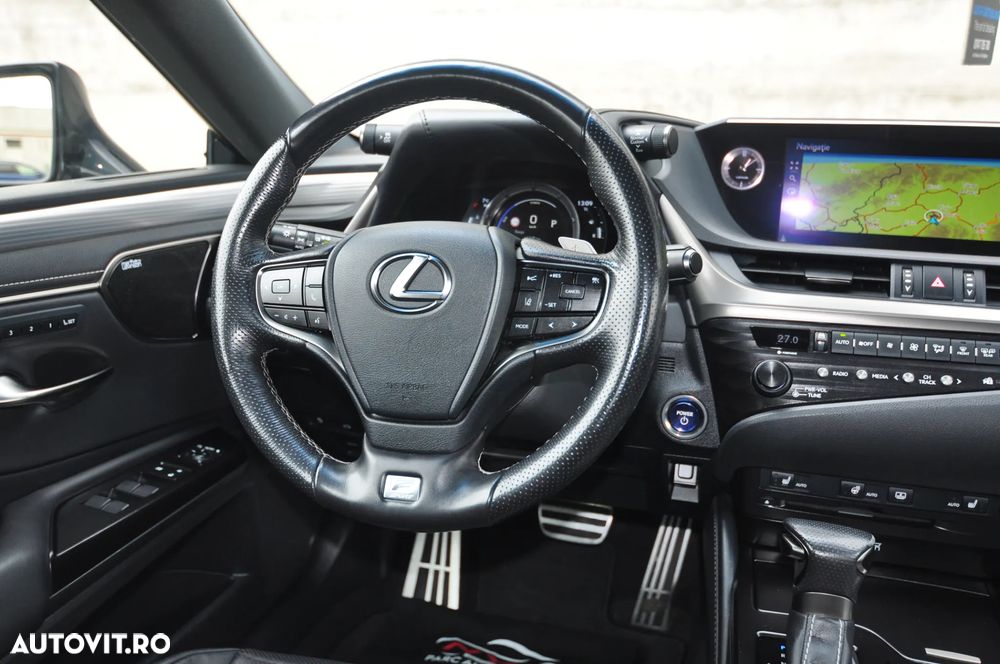Lexus Seria ES 300h F Sport - 19
