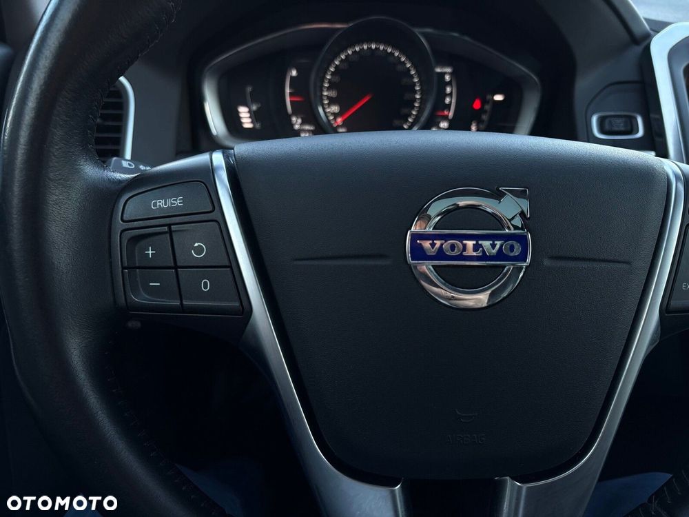 Volvo XC 60 D4 Drive-E Summum - 18