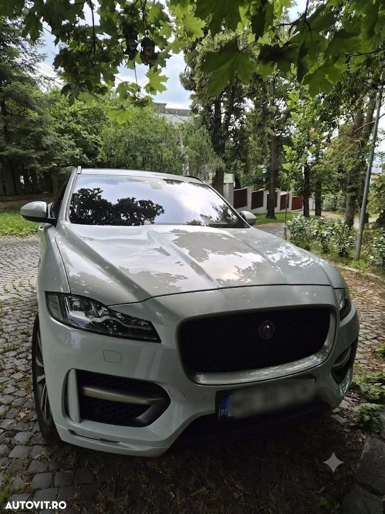 Jaguar F-Pace 25t AWD R-Sport - 1