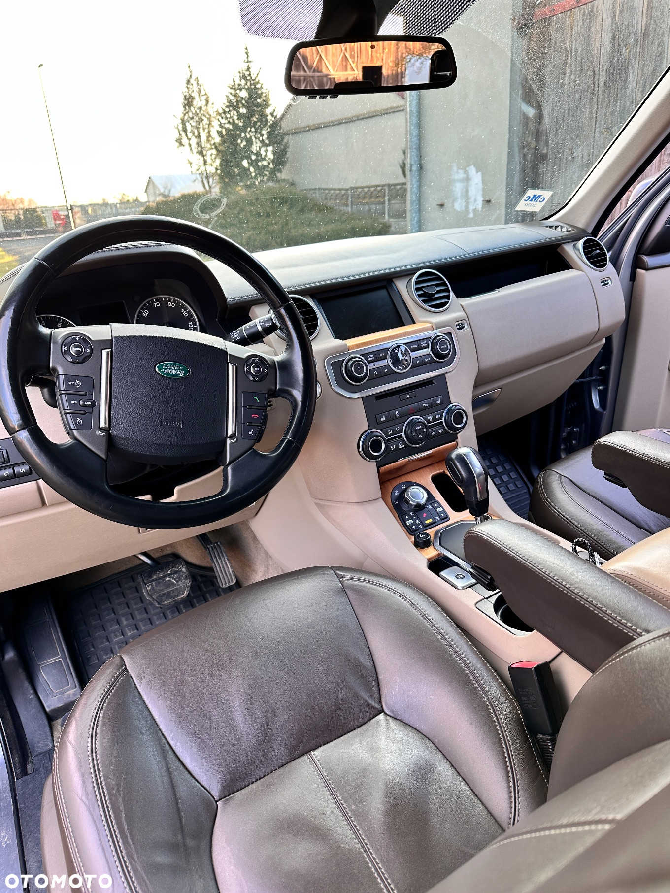 Land Rover Discovery IV 5.0 V8 HSE - 13