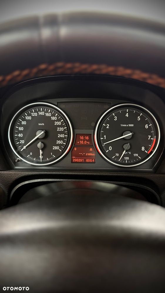 BMW Seria 3 335i - 20