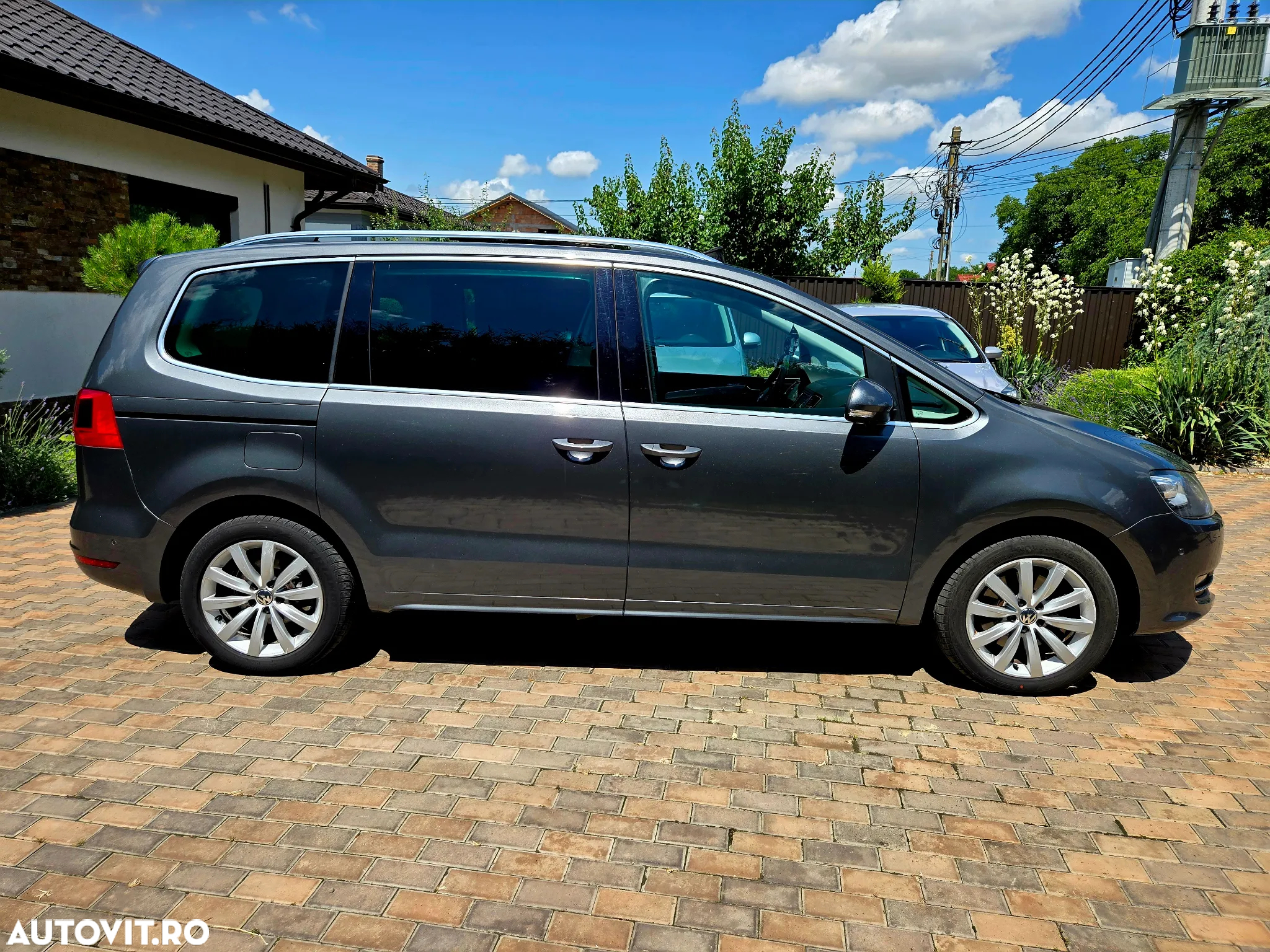 Volkswagen Sharan 2.0 TDI DSG Blue Motion Highline - 14