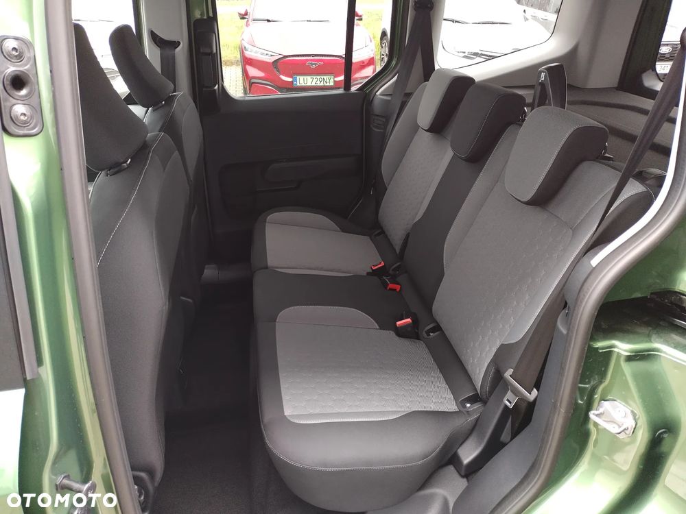 Ford Tourneo Courier 1.0 EcoBoost Titanium - 6