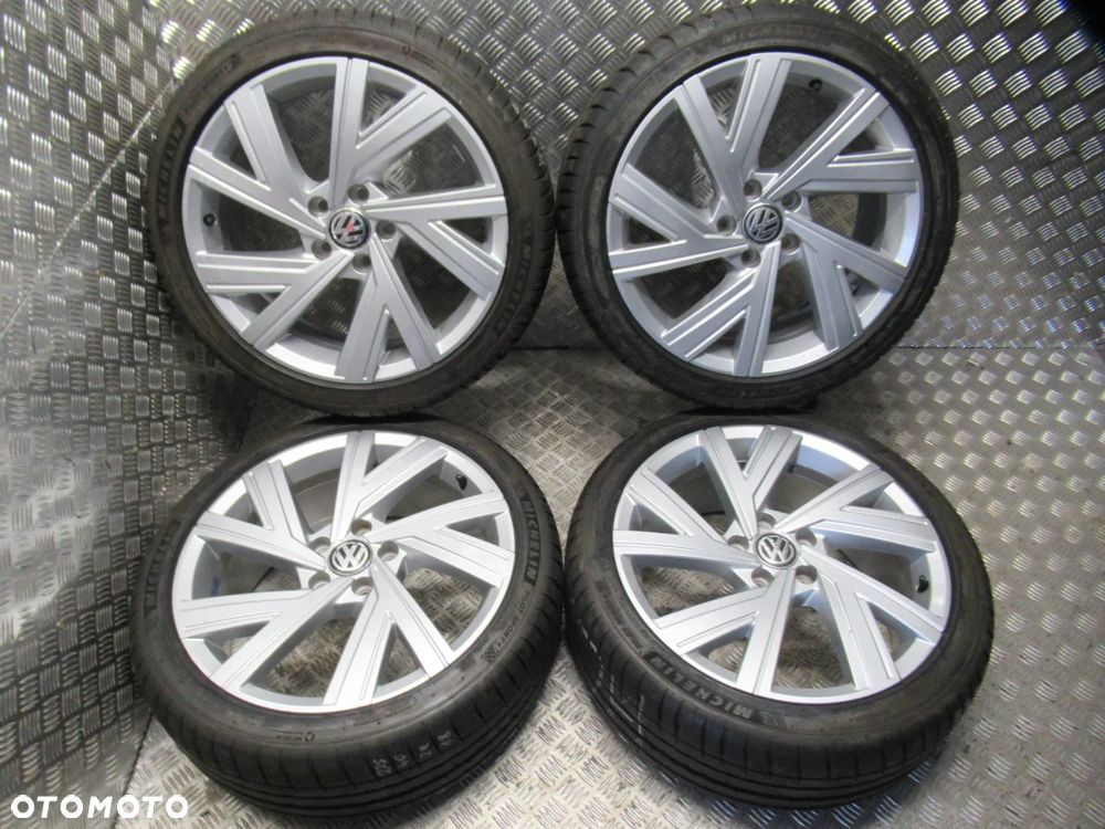 Koła Vw Golf VI VII VIII Caddy Jetta Passat 7,5Jx18 et51 5x112 7,4mm - 1