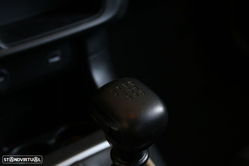 Citroën C3 1.2 PureTech Shine - 31