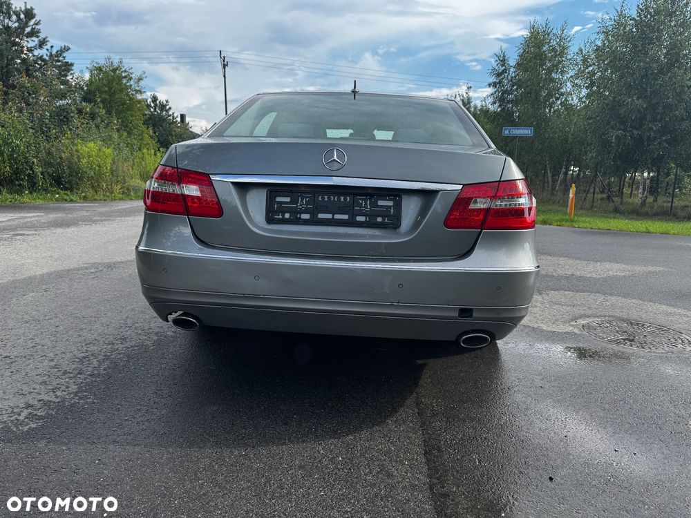Mercedes-Benz Klasa E 350 CDI DPF 4Matic BlueEFFICIENCY 7G-TRONIC Avantgarde - 10