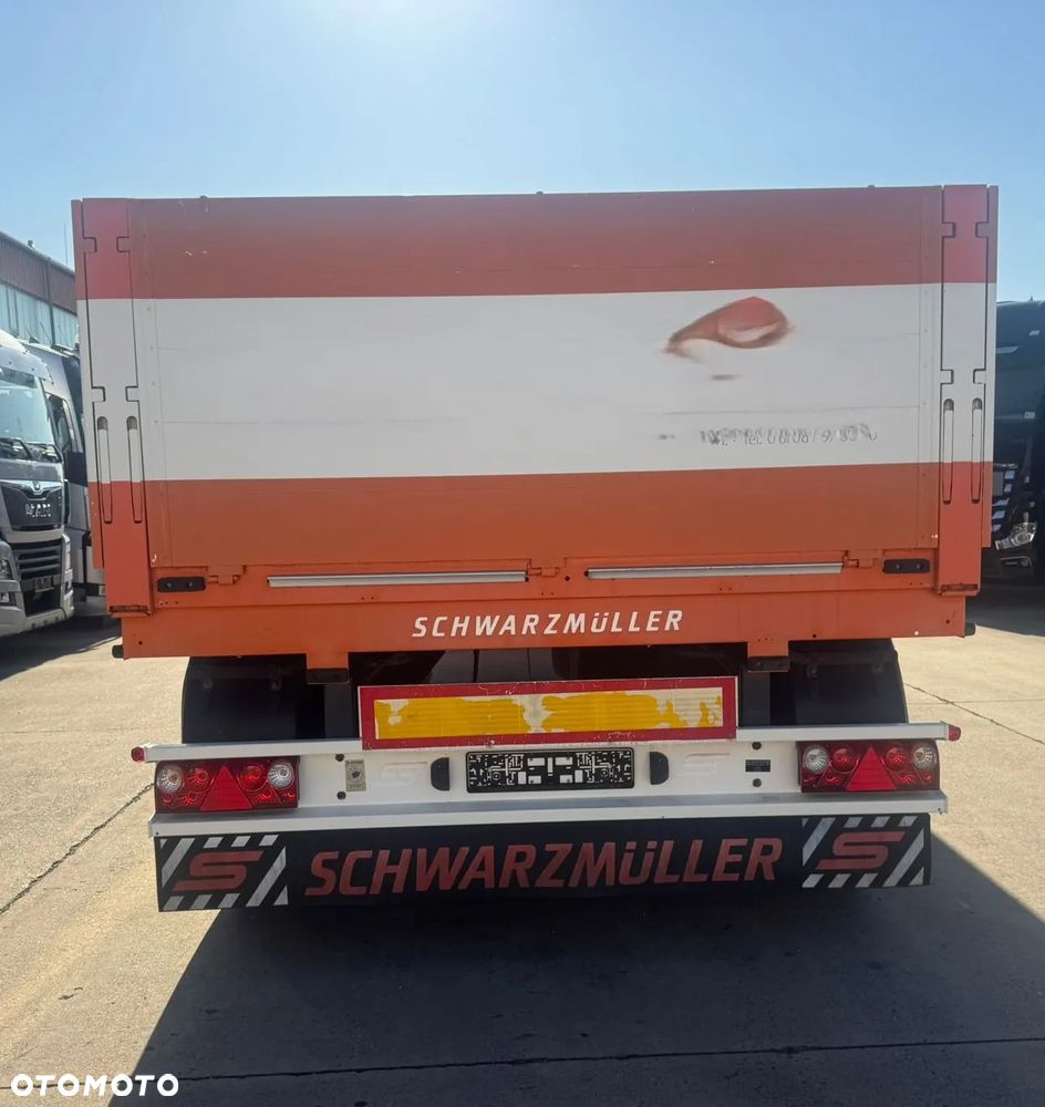 MAN TGX 26.480 • HDS Atlas 145.2 •Oś podnoszona i skrętna 426 tys. km - Zestaw z przyczepą Schwarzmüller Oś przednia – resory piórowe, tylna – pneumatyka • - 17