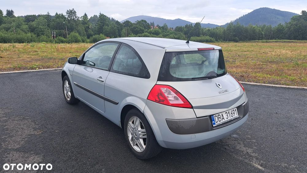 Renault Megane 1.4 Confort Privilege - 5
