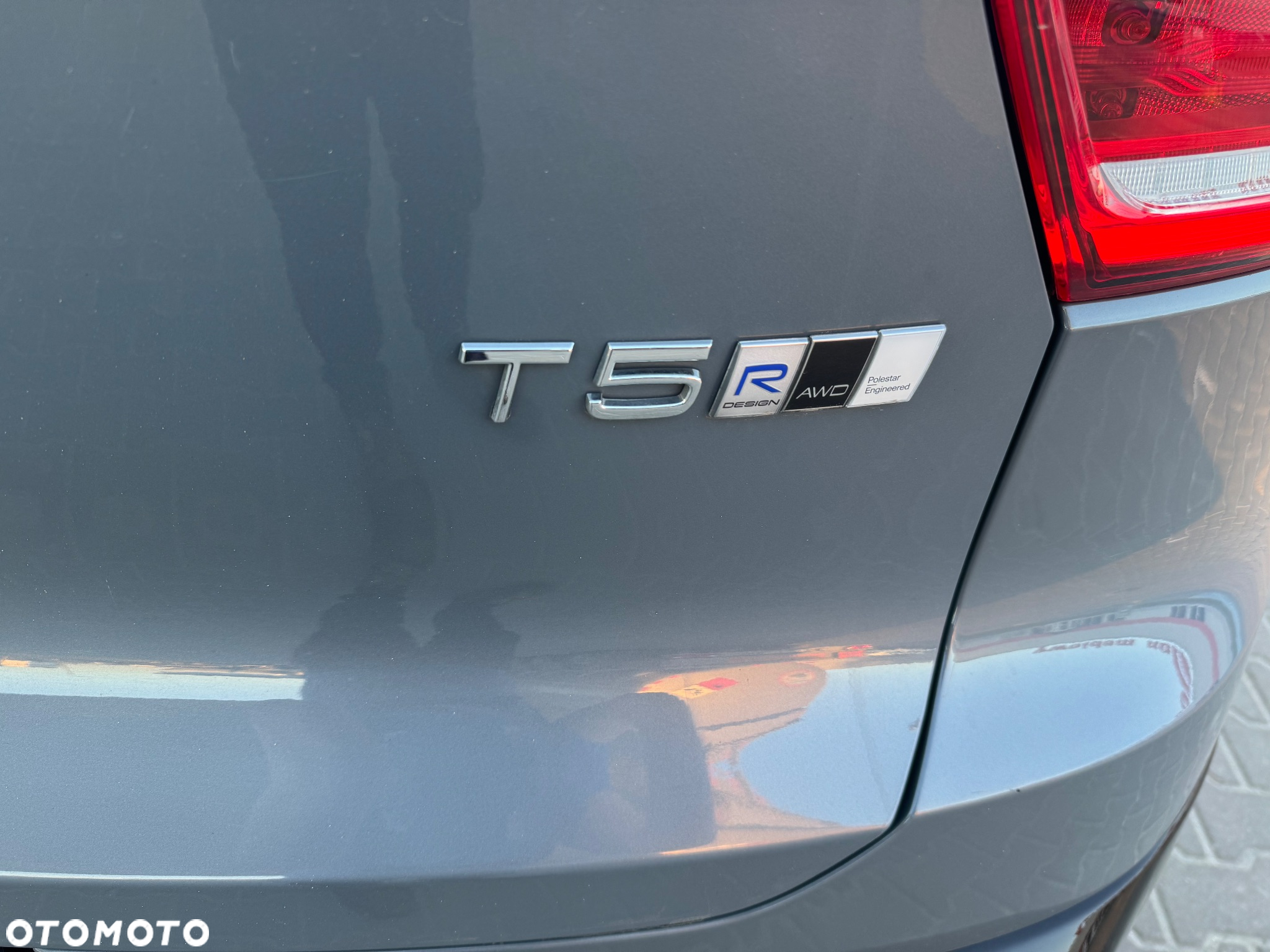 Volvo XC 40 T5 AWD R-Design - 5