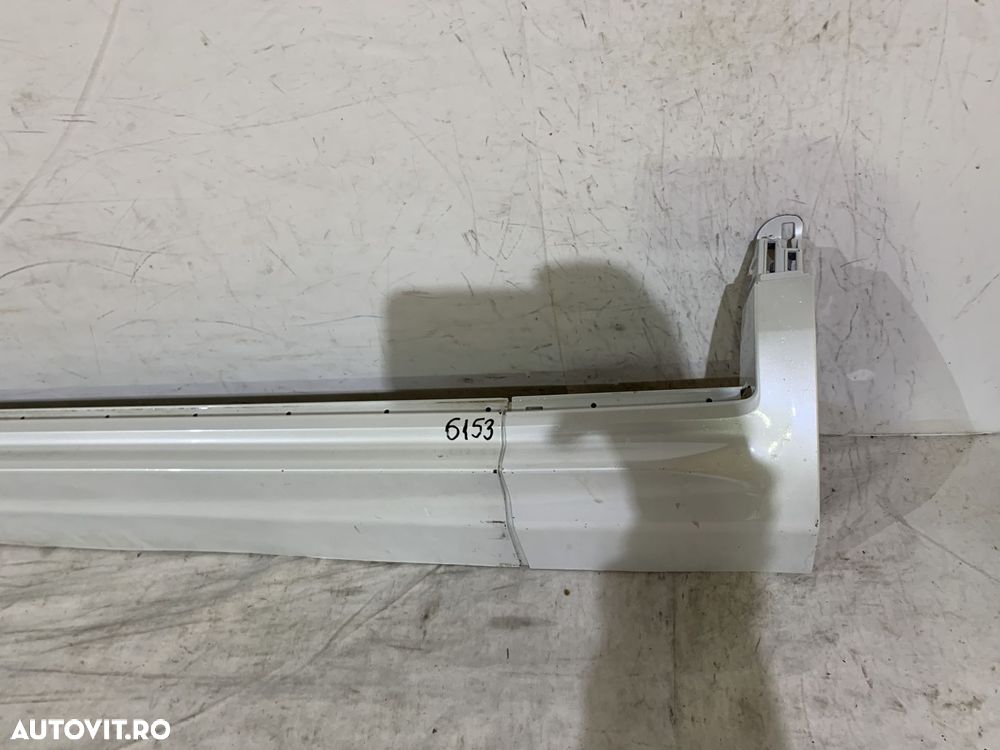 Prag stanga Volvo XC90, 2015, 2016, 2017, 2018, 2019, 2020, 2021, 2022, cod origine OE 31672370. - 2