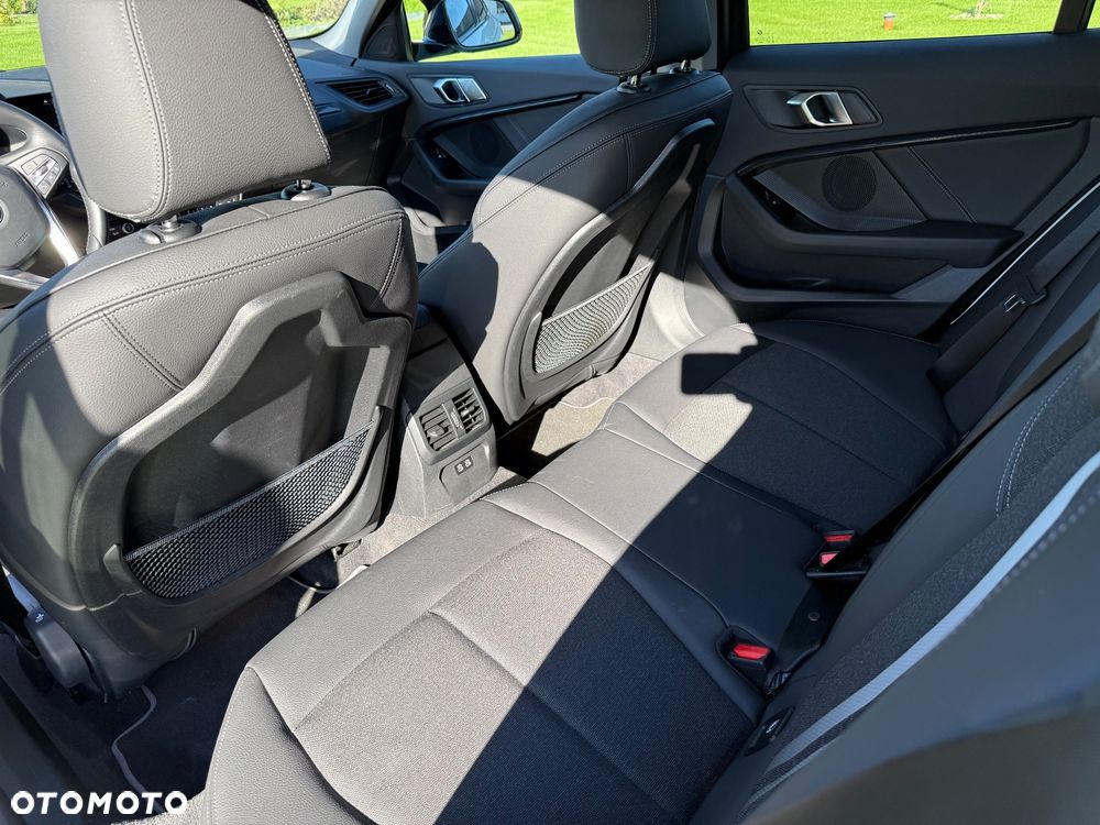 BMW Seria 1 118i Sport Line - 12