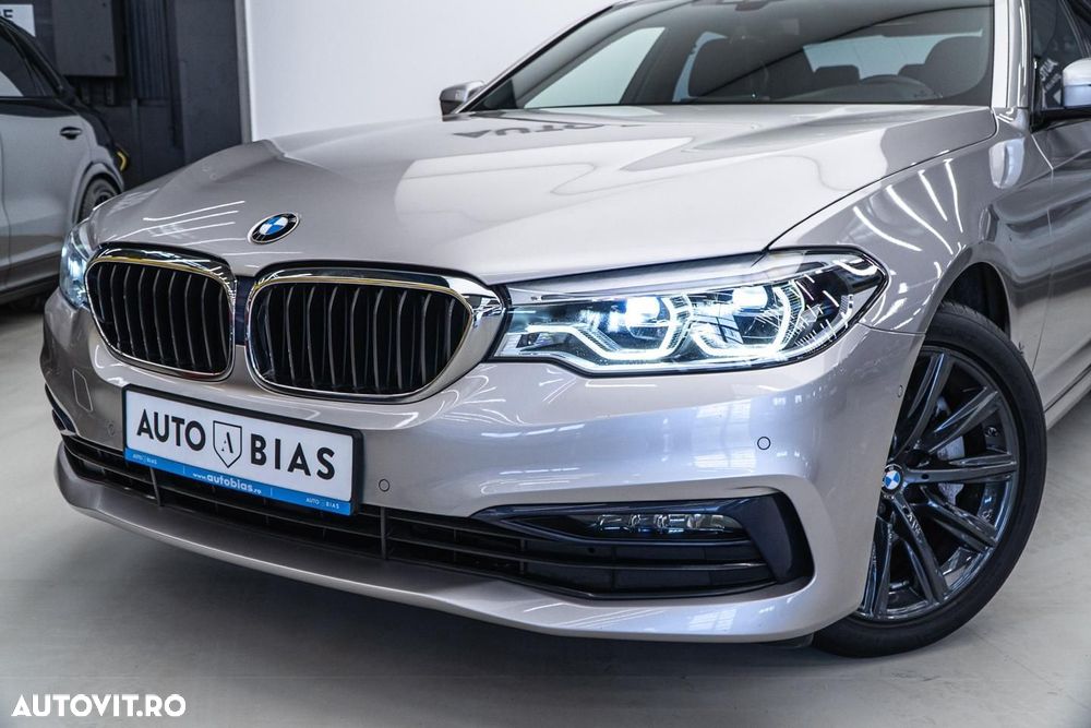 BMW Seria 5 530i Aut. Sport Line - 11