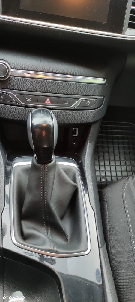 Peugeot 308 1.6 BlueHDi Active S&S - 16