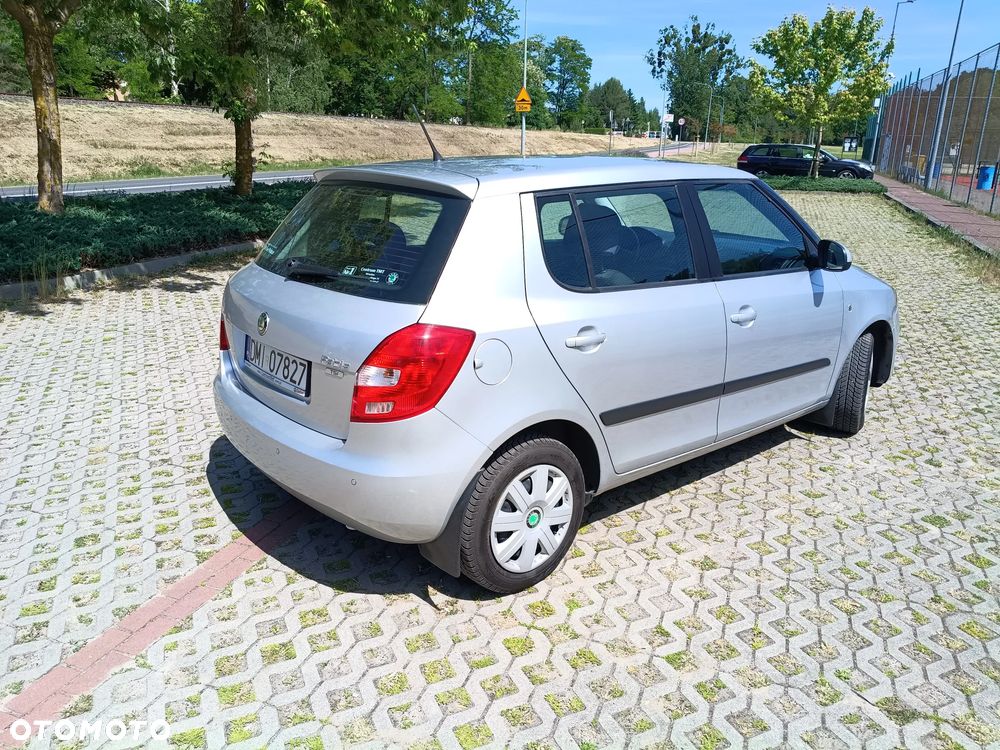 Skoda Fabia 1.2 TSI Active - 5
