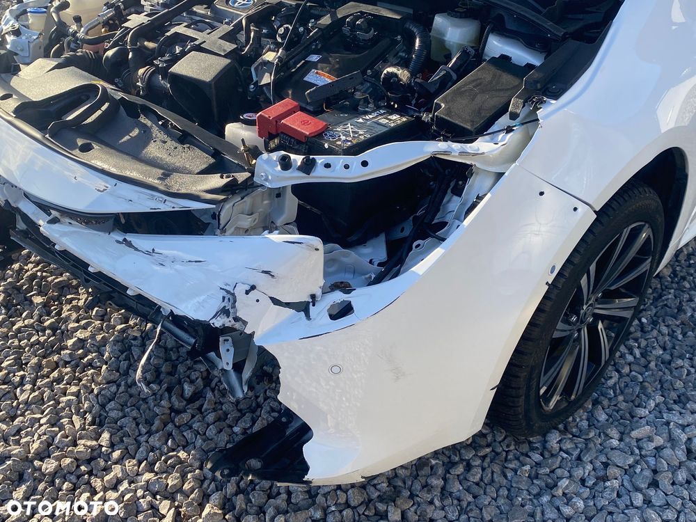 Toyota Corolla 1.8 Hybrid Comfort - 18