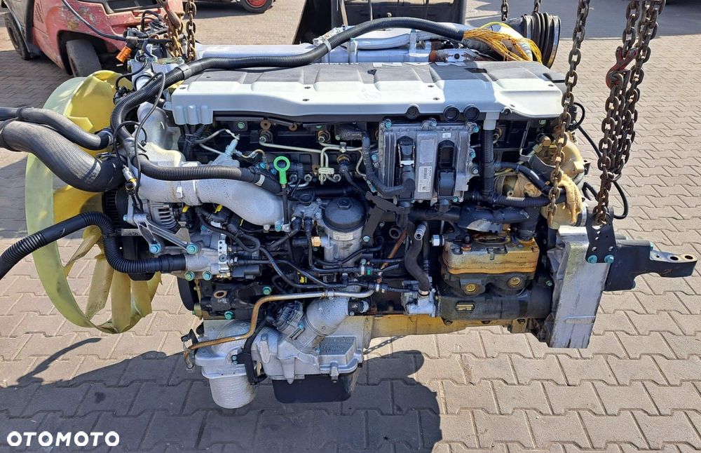 KPL SILNIK MAN TGX TGS D2676 LF51 EURO 6 460KM - 1