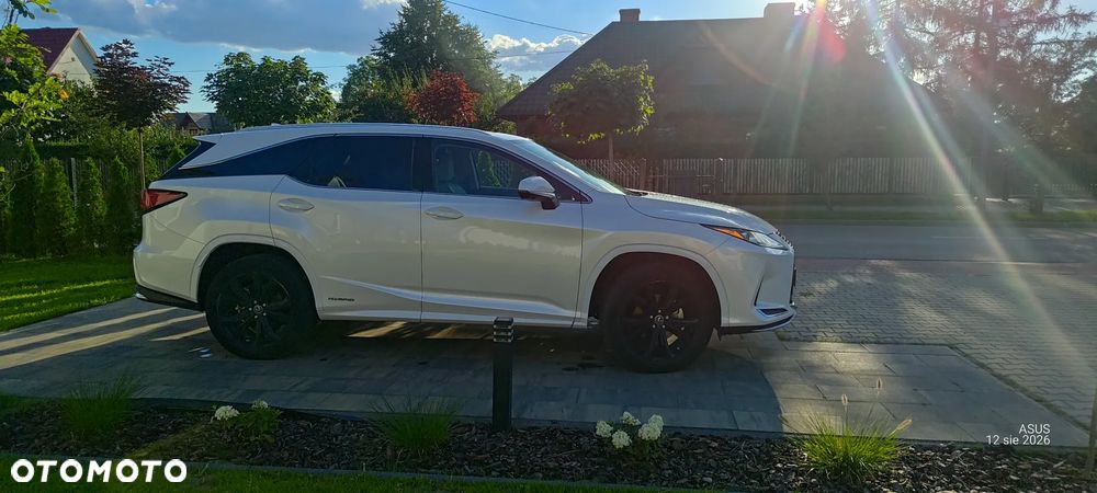 Lexus RX - 4
