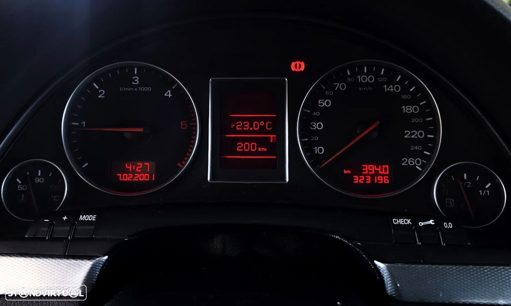 Audi A4 1.9 TDI - 11