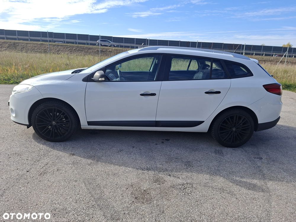 Renault Megane 2012 photo 5