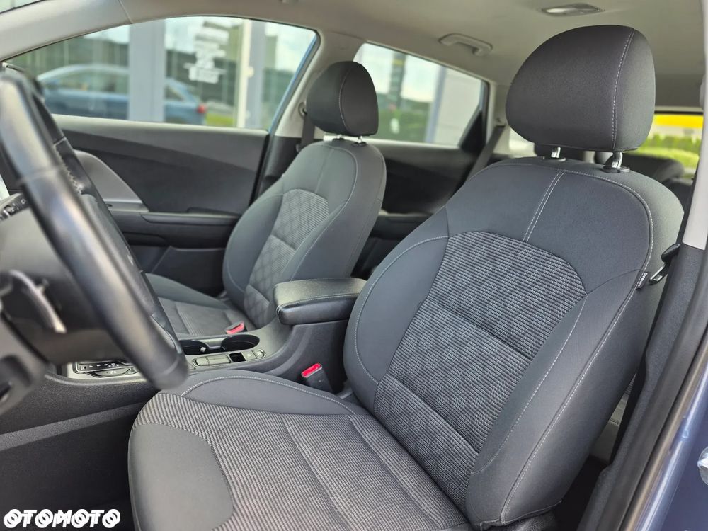 Kia Niro 1.6 GDI Hybrid Business Line - 21