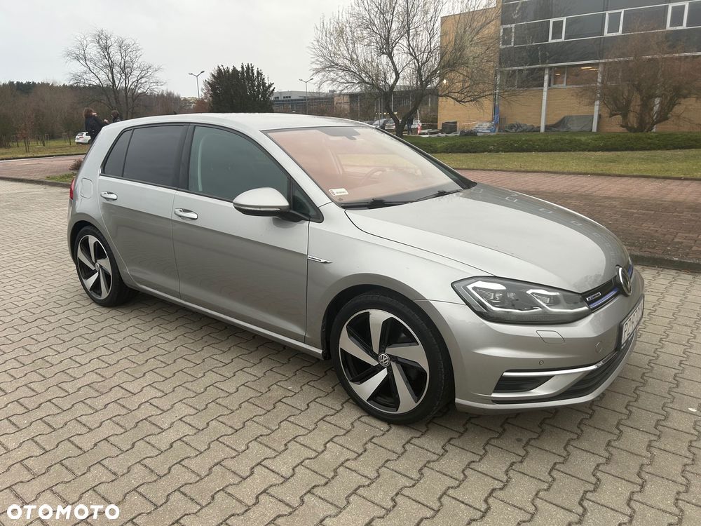 Volkswagen Golf 1.5 TSI BMT Comfortline - 1