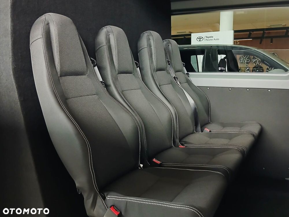Toyota PROACEMAX - 14