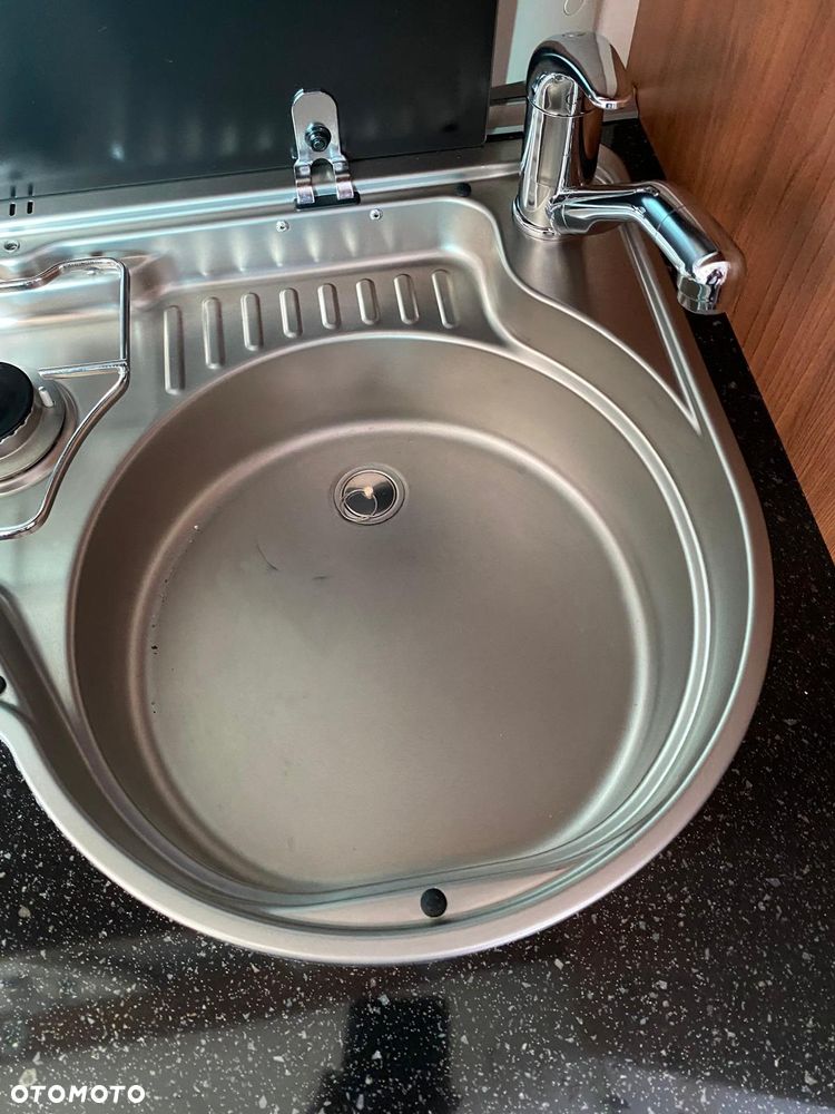 Hobby PREMIUM 560 CFE - 2