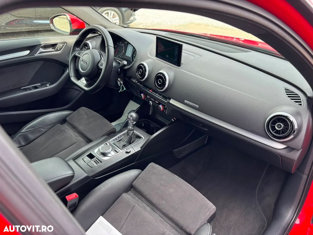 Audi A3 1.8 TFSI Quattro S tronic S line Sportpaket - 35
