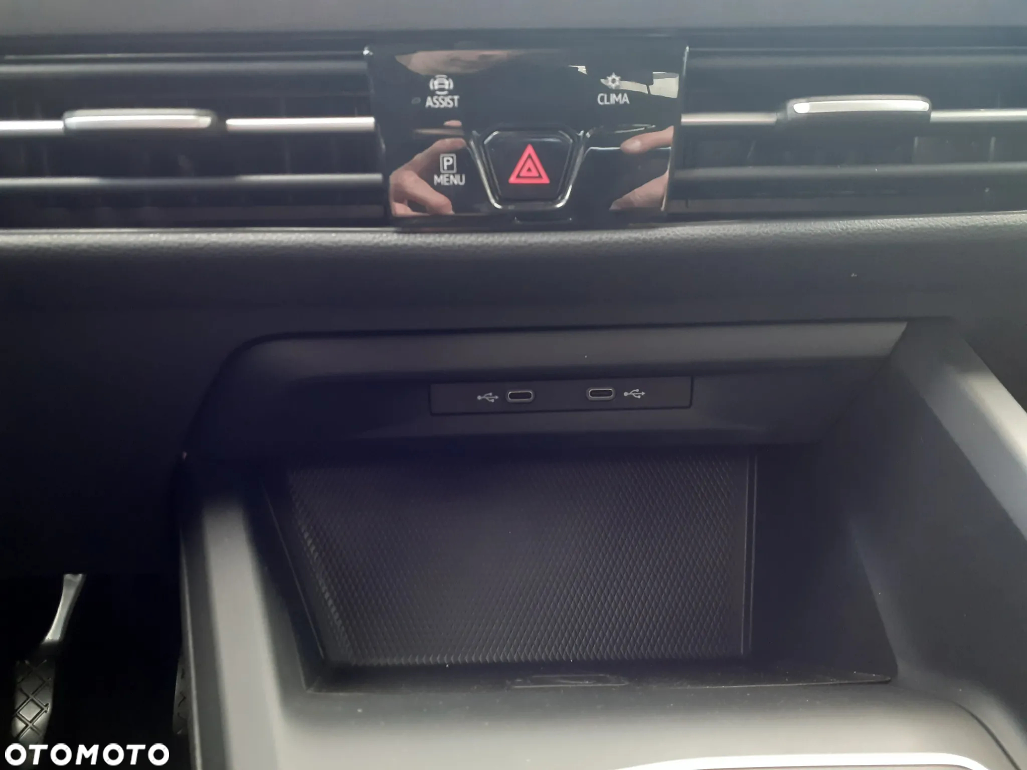 Volkswagen Golf - 26