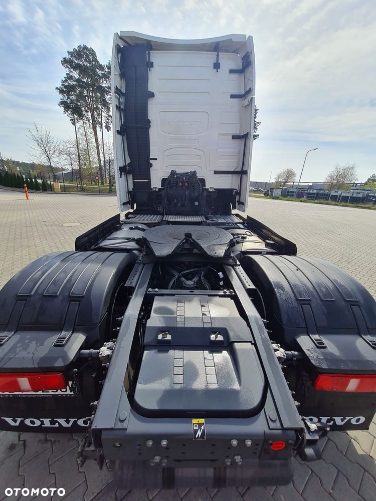 Volvo AERO FH 500 GLOBE XL - 6