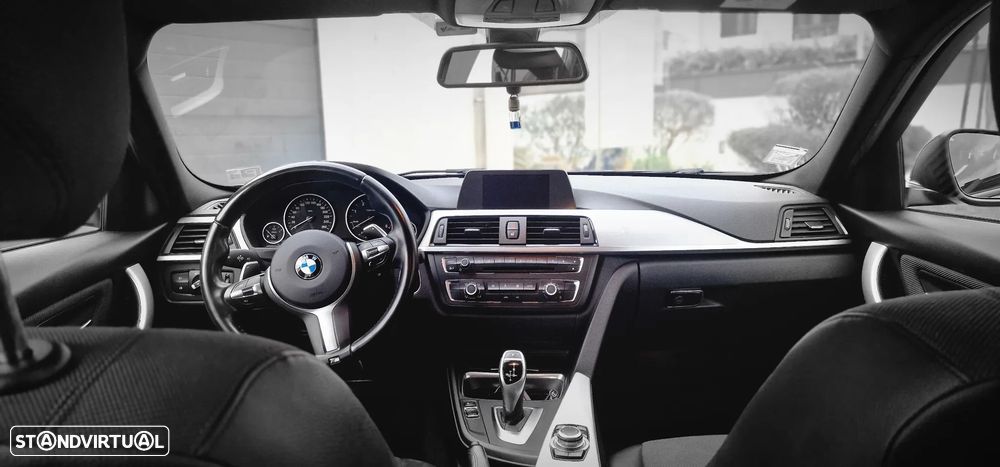 BMW 320 d Auto Line Modern - 3