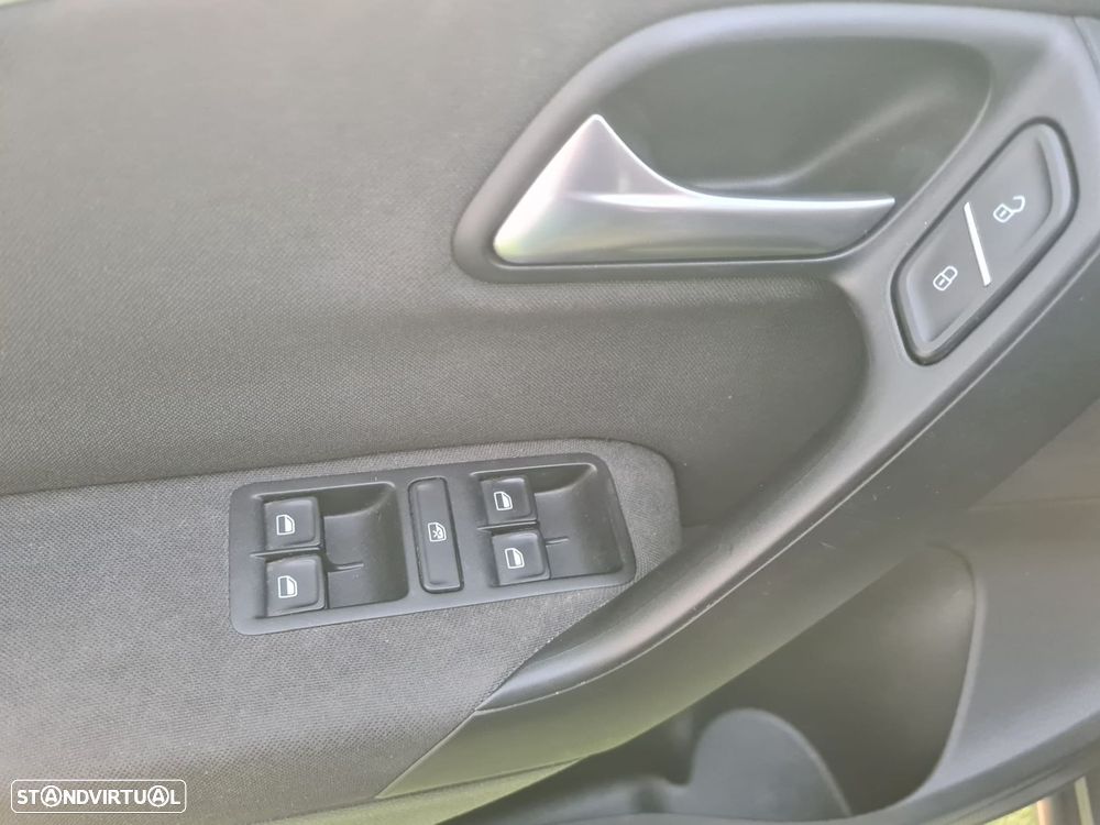 VW Polo 1.0 Confortline - 8