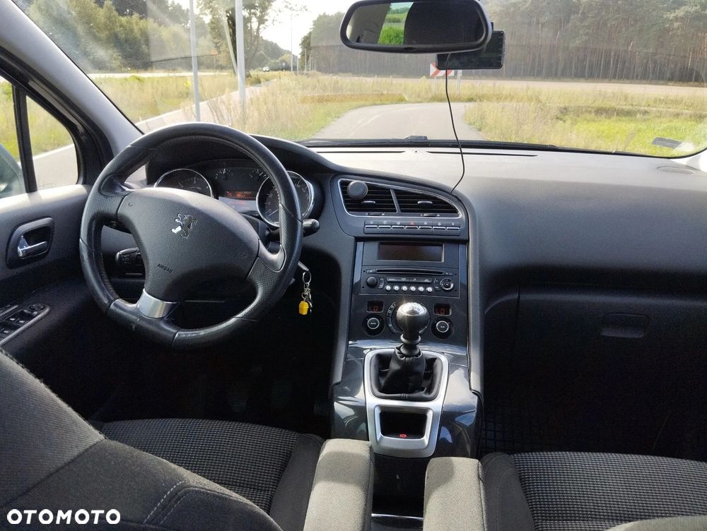 Peugeot 5008 1.6 HDi Premium - 6