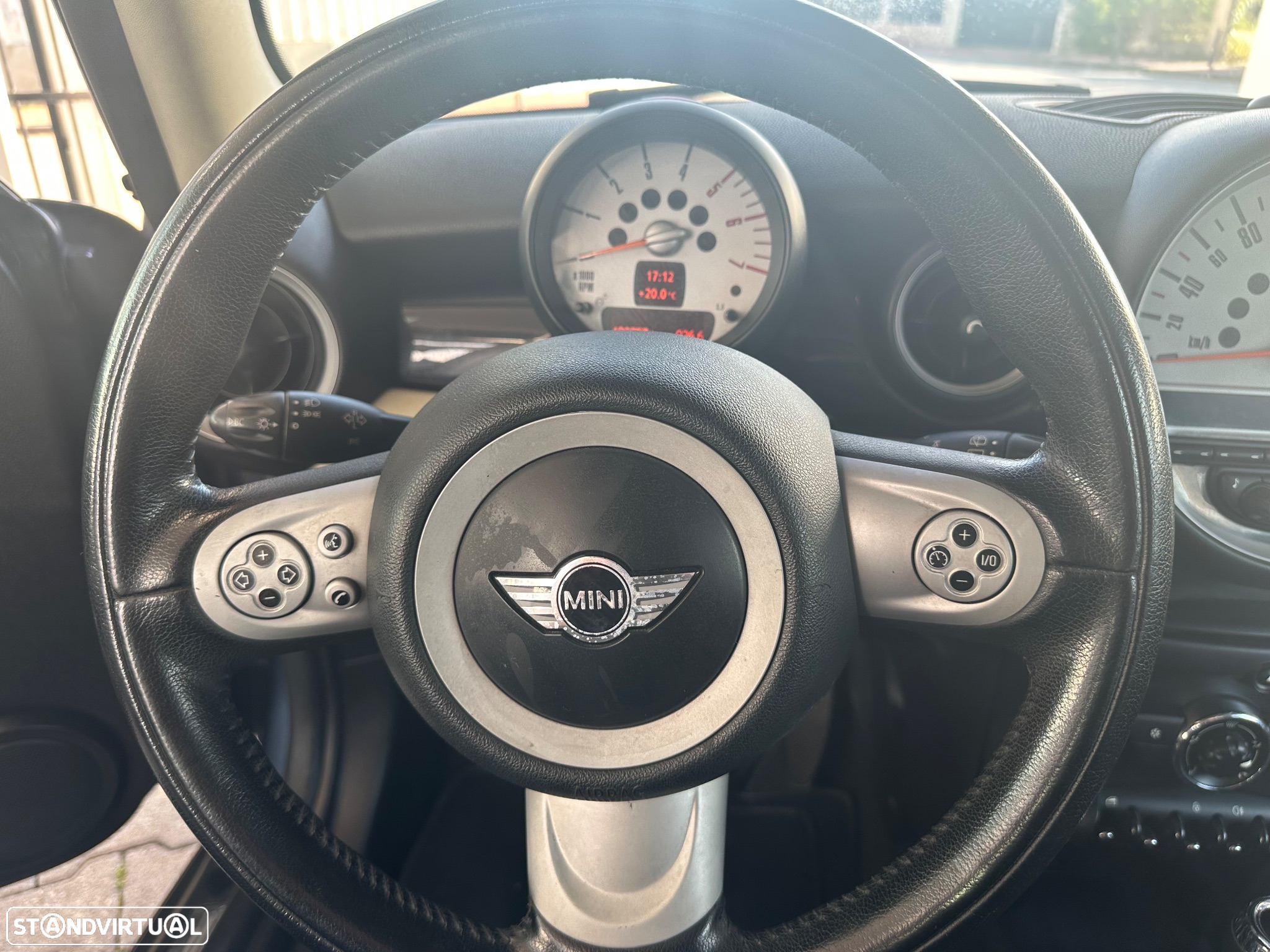MINI 3 Portas Cooper D - 13