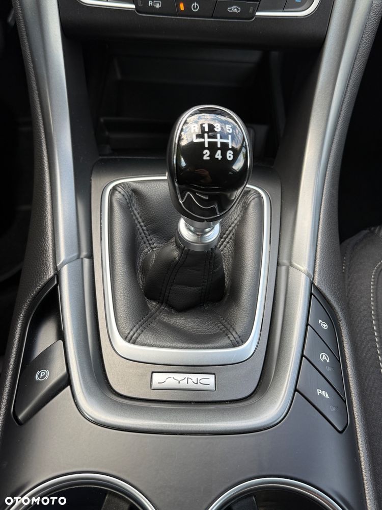 Ford Mondeo SW 1.5 EcoBoost S&S Titanium - 28