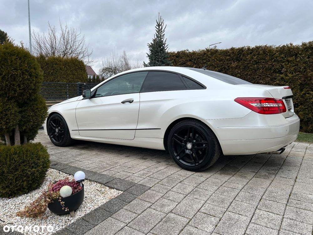 Mercedes-Benz Klasa E - 4