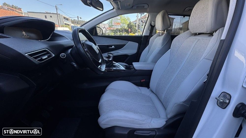 Peugeot 5008 1.5 BlueHDi Allure - 9