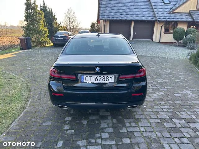 BMW Seria 5 518d - 4