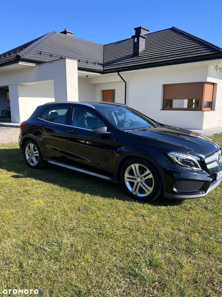 Mercedes-Benz GLA 180 7G-DCT AMG Line - 6