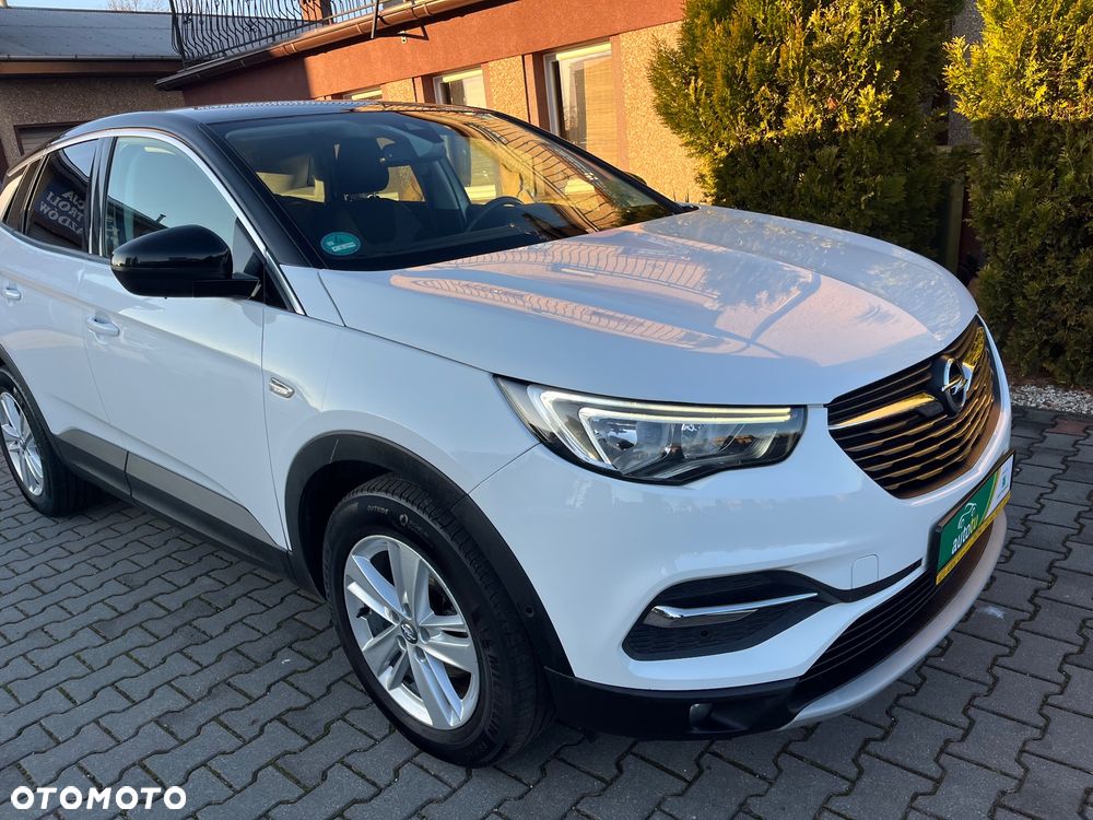 Opel Grandland X 1.2 T GPF Design Line S&S - 18