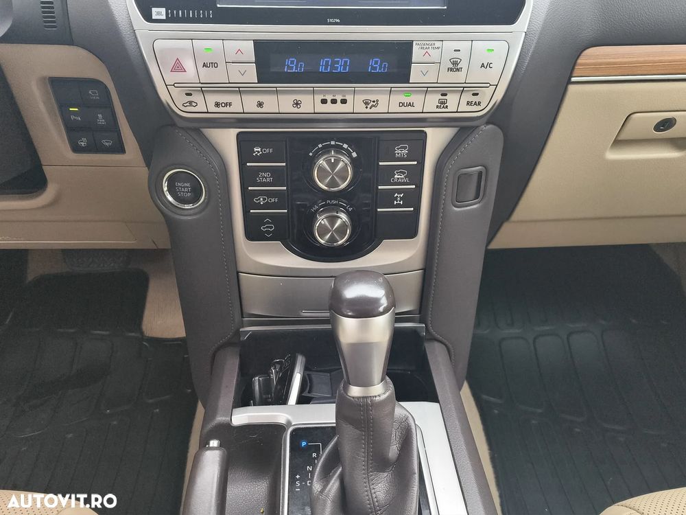 Toyota Land Cruiser - 15