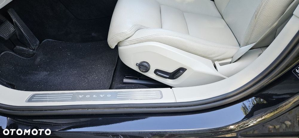 Volvo V90 Cross Country B5 D AWD Pro - 18